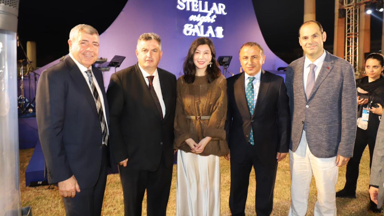 İzmir, Dev Turizm Zirvesine ev sahipliği Yaptı