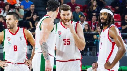 Karşıyaka basketbolda çöktü