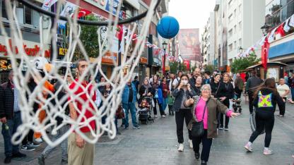 Karşıyaka Çarşısı’nda renkli anlar