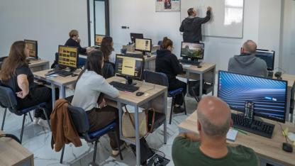 Meslek Fabrikası, mobilya sektörüne nitelikli eleman kazandırıyor