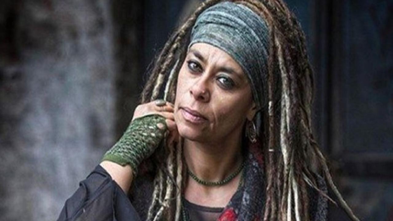 Mine Söğüt, Yaşayan Kütüphane Sohbetleri’ne konuk oluyor