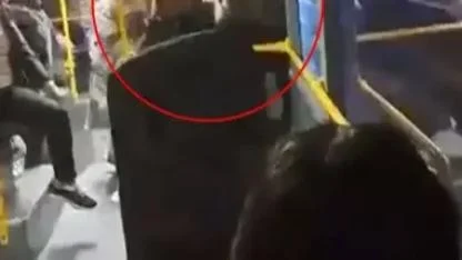 Otobüste, kadınların ‘yer kavgası’