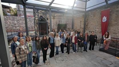 Sanat ve tarihi buluşturan Kıllıoğlu Hamamı’na yoğun ilgi