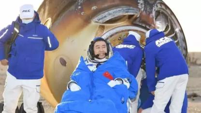 ‘Shenzhou-20’ mürettebatı Dünya'ya döndü