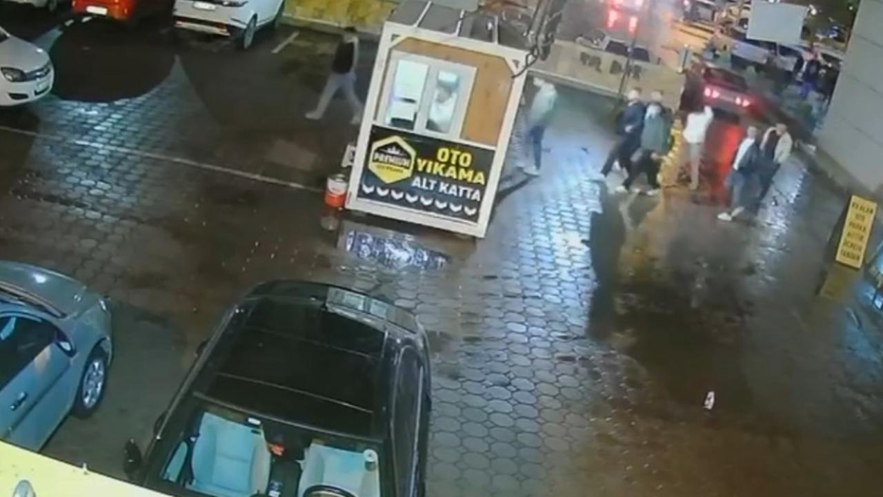 Tokat’ta &quot;yan baktın&quot; kavgası