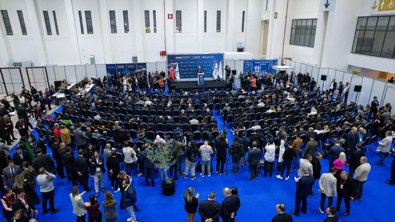 Turizm dünyası İzmir&#039;de bir araya geliyor