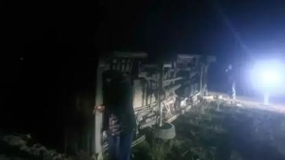 Ankara'da işçi servisi devrildi: 14 yaralı