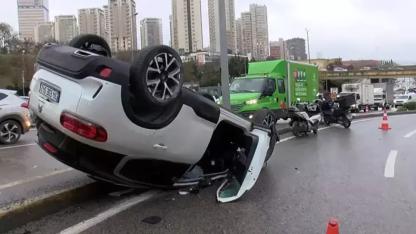 Ataşehir'de motosiklete çarpan otomobil takla attı