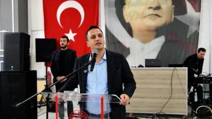 Başkan Eşki, Bornovalılarla yılbaşı yemeğinde buluştu