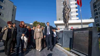 Başkan Eşki’ye sosyal belediyecilik övgüsü