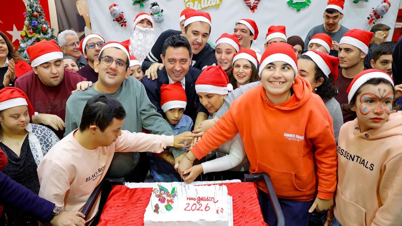 Bayraklı Belediyesi Özel Sporcularla 2026’yı Karşıladı