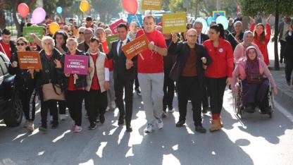 Bayraklı belediyesi'nden 3 aralık farkındalık etkinliği