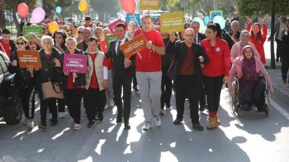 Bayraklı belediyesi'nden 3 aralık farkındalık etkinliği