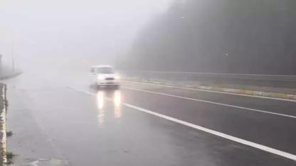 Bolu Dağı’nda sis ve sağanak