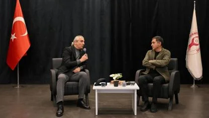 Bornova’da Kent Söyleşileri’nde şiir rüzgârı