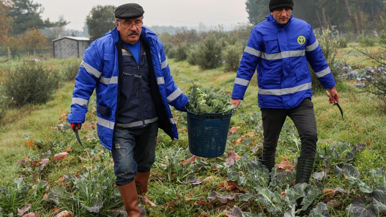 Buca’nın Kardeşlik Sofrası büyüyor
