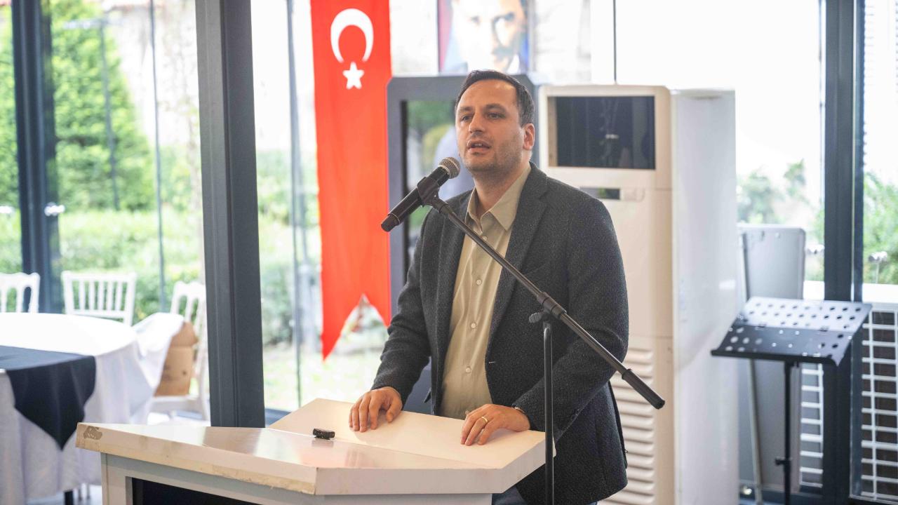 ÇYDD Bornova’da yeni üyelerle buluşma