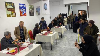 Ege Üniversitesi'nde Türk dünyası ortak kimlik inşası ve Töre-Devlet kitapevinde imza günü