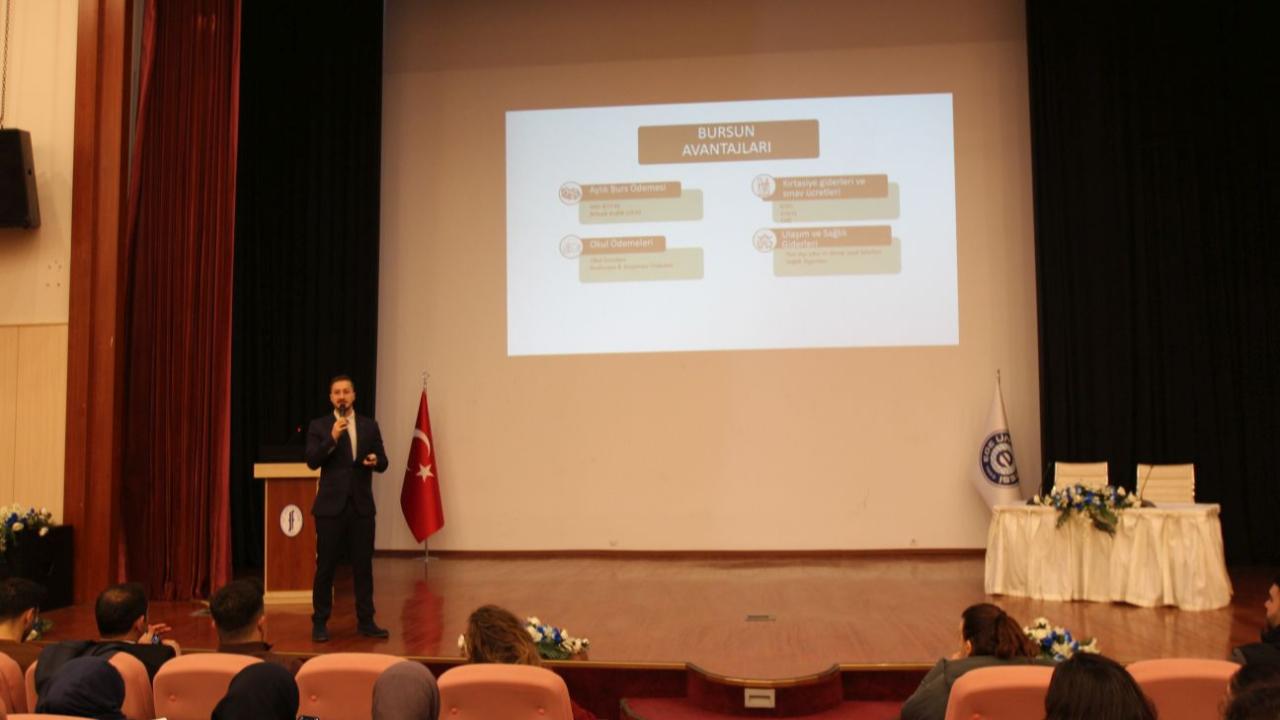 Egeli öğrencilere, “1416 Sayılı MEB Burs Programı” tanıtıldı