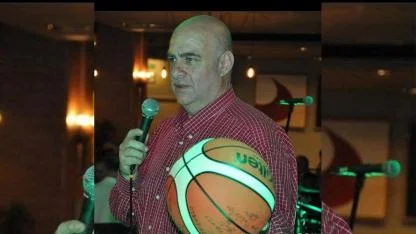 Eski milli basketbolcu balkondan düşerek hayatını kaybetti