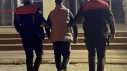 İzmir’de 42 yılla aranan hırsız yakalandı