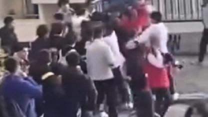 İzmir'de öğrenciler birbirine girdi