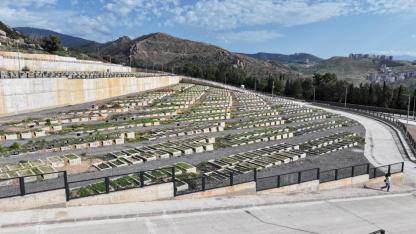 İzmir’e 2,5 milyon metrekare yeni mezarlık alanı