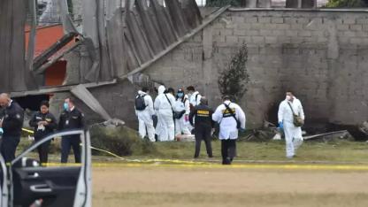 Meksika’da küçük uçak düştü