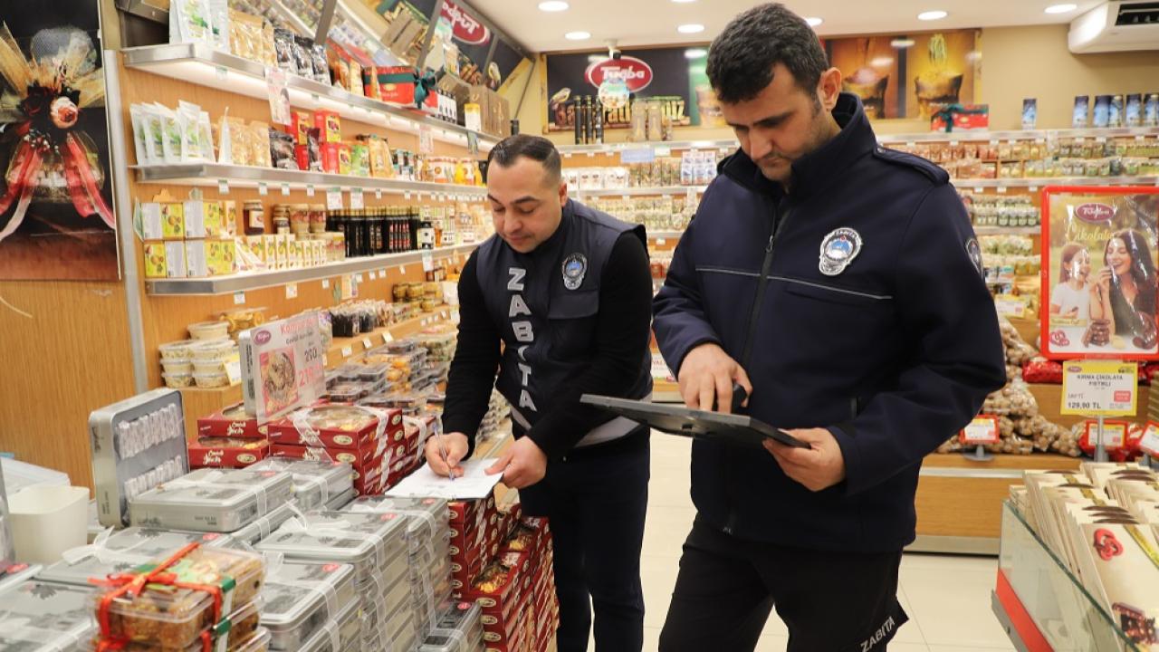 Menderes Zabıtasından Yılbaşı Denetimi