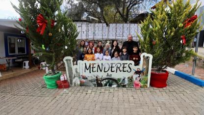 Menderes’te Coşkulu Yılbaşı Pazarı