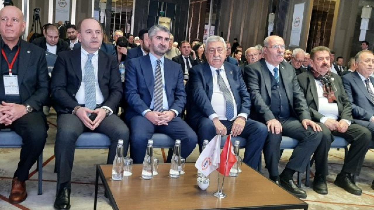 Pazar günleri market zincirlerinin kapalı olması masaya yatırıldı