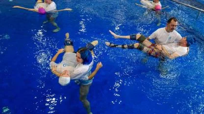 Suyun iyileştirici gücüyle engeller aşılıyor