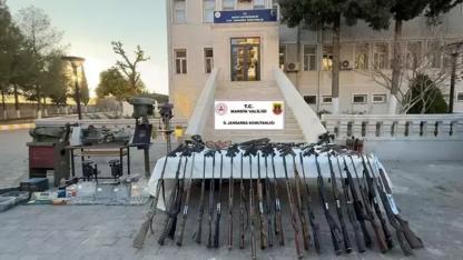 Yasa dışı imalathanede çok sayıda silah ele geçirildi
