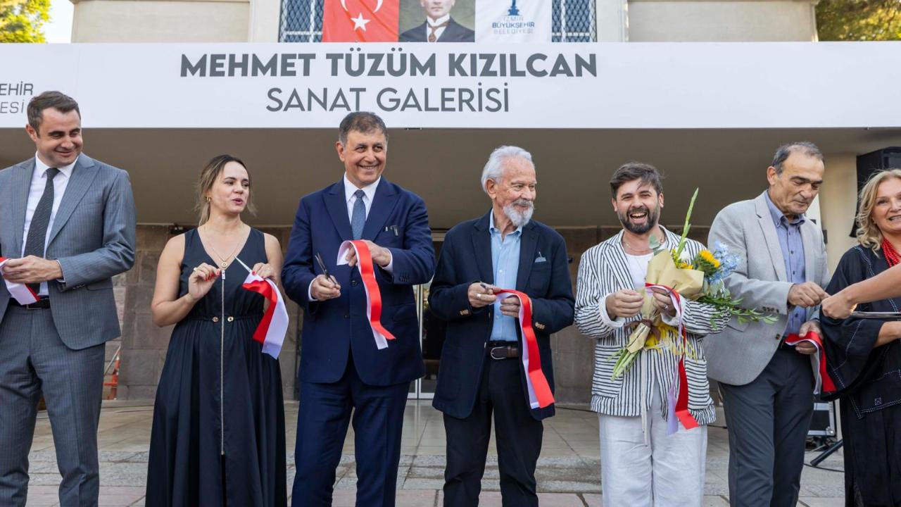 2025 İzmir’e değer katan projelerin yılı oldu