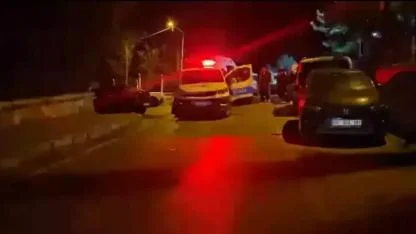 Alacak kavgasında arkadaşını bıçakladı