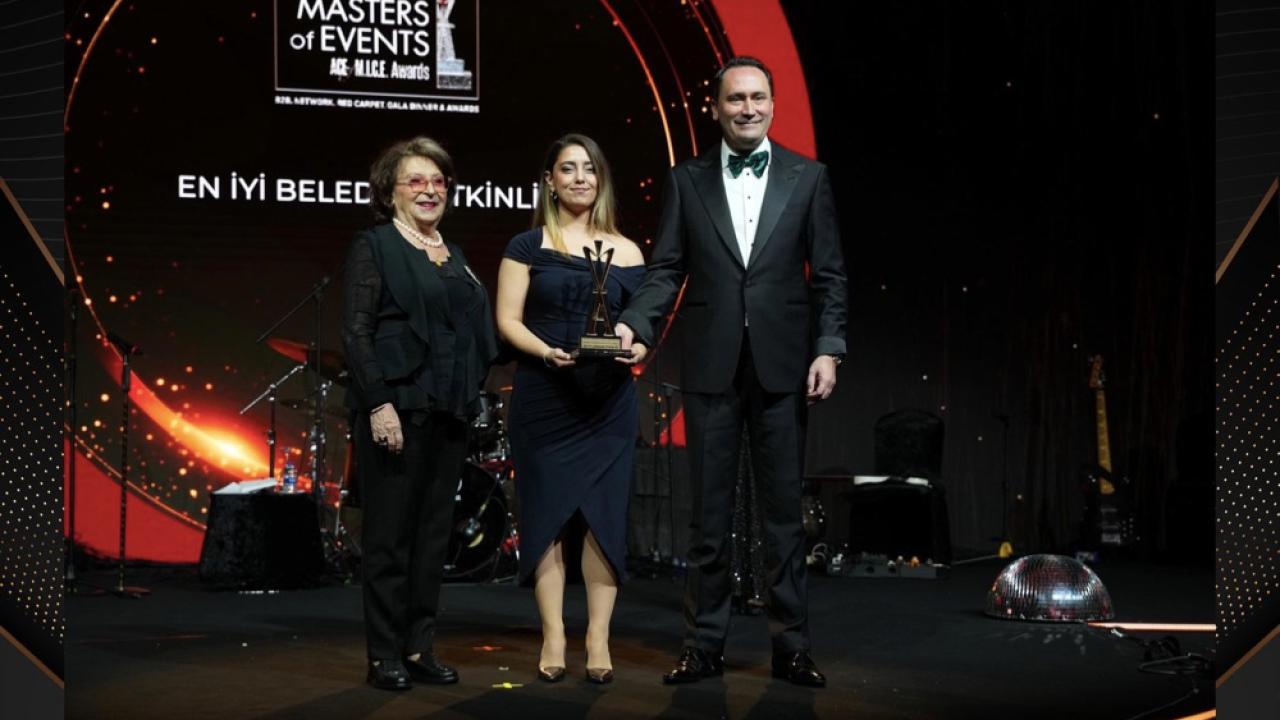 Alaçatı Ot Festivali “En İyi Belediye Etkinliği” ödülüne layık görüldü