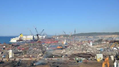 Aliağa Gemi Söküm'de iş kazası: 1 işçi hayatını kaybetti