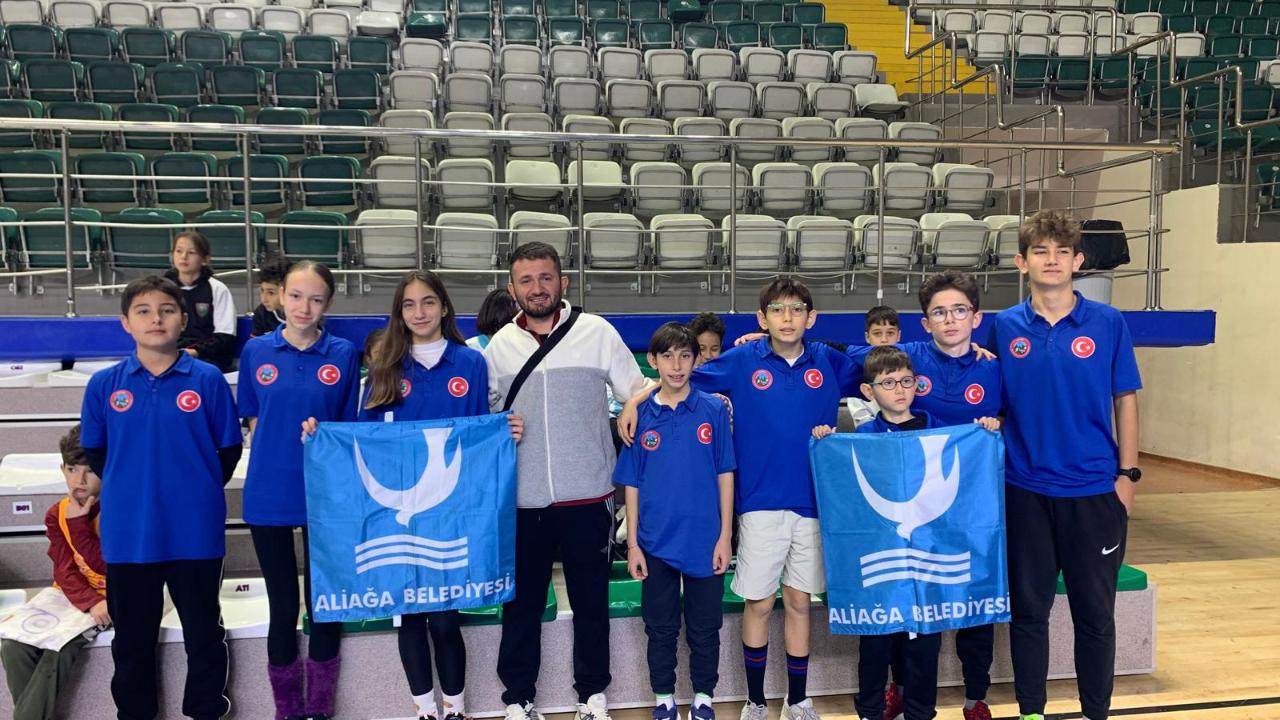 Aliağalı Oryantiringciler Muğla’dan 8 Türkiye Derecesiyle Döndü