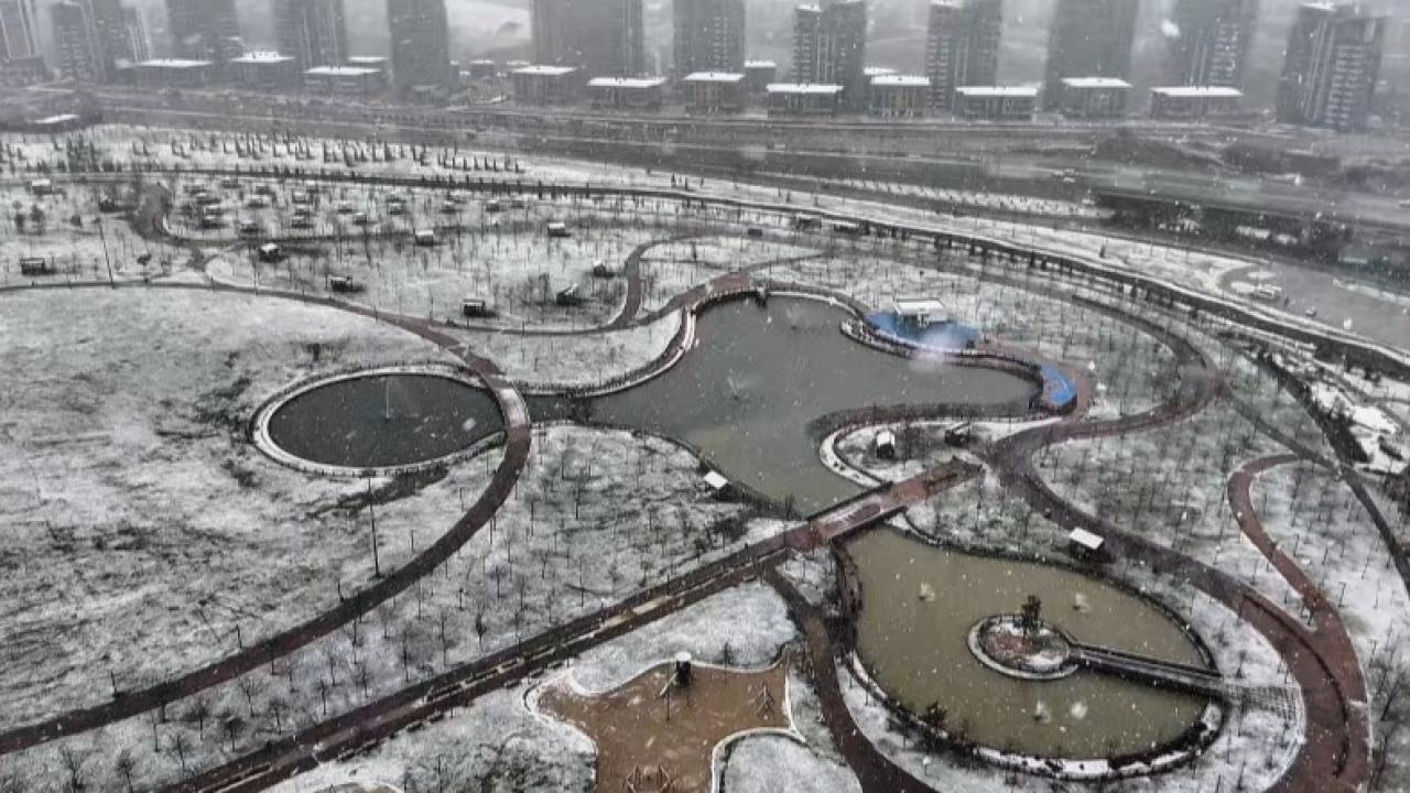 Başakşehir’de kar yağışı dronla görüntülendi