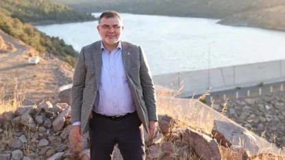 Başkan Saygılı, Cemil Tugay’a su üzerinden yüklendi