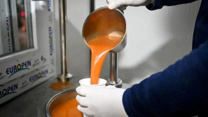 Bornova’da soğuk günlere karşı sıcak dayanışma