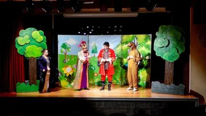 Bornova’da yarıyıl tatili tiyatroyla şenlendi