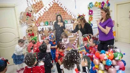 Bornovalı miniklerin Yeni Yıl coşkusu