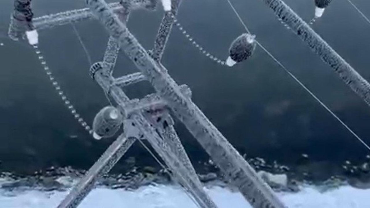 Eksi 22 derecede olta buz tuttu