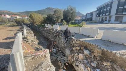 Foça'da belediye çalışması çileye dönüştü