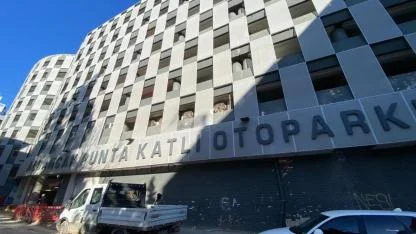 İzmir Büyükşehir'den otopark ücretlerine rekor artış