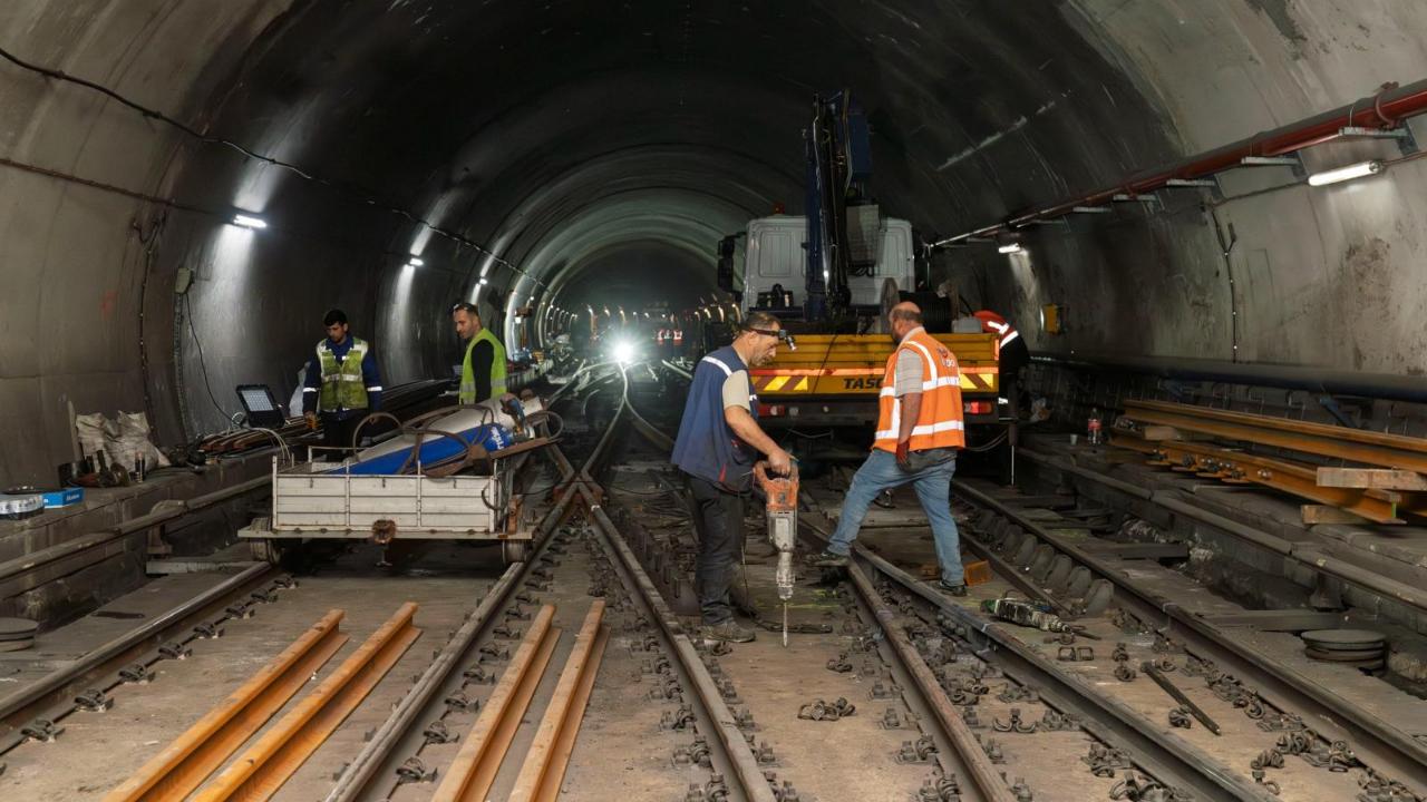 İzmir Metrosu’nda güvenlik için yoğun mesai