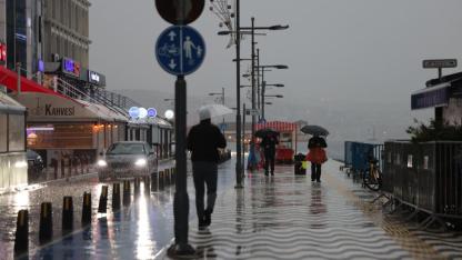 İzmir'de metrekareye 47.5 kilogram yağış düştü