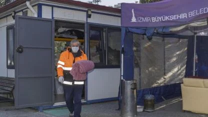 İzmir’de sosyal belediyecilik ısıtıyor