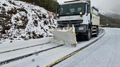 İzmir’in 6 ilçesinde karla mücadele